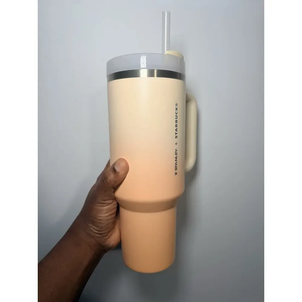 Stanley X Starbucks Hong Kong Limited Edition PEACH GRADIENT 40oz Tumbler BNWT - Picture 3 of 7